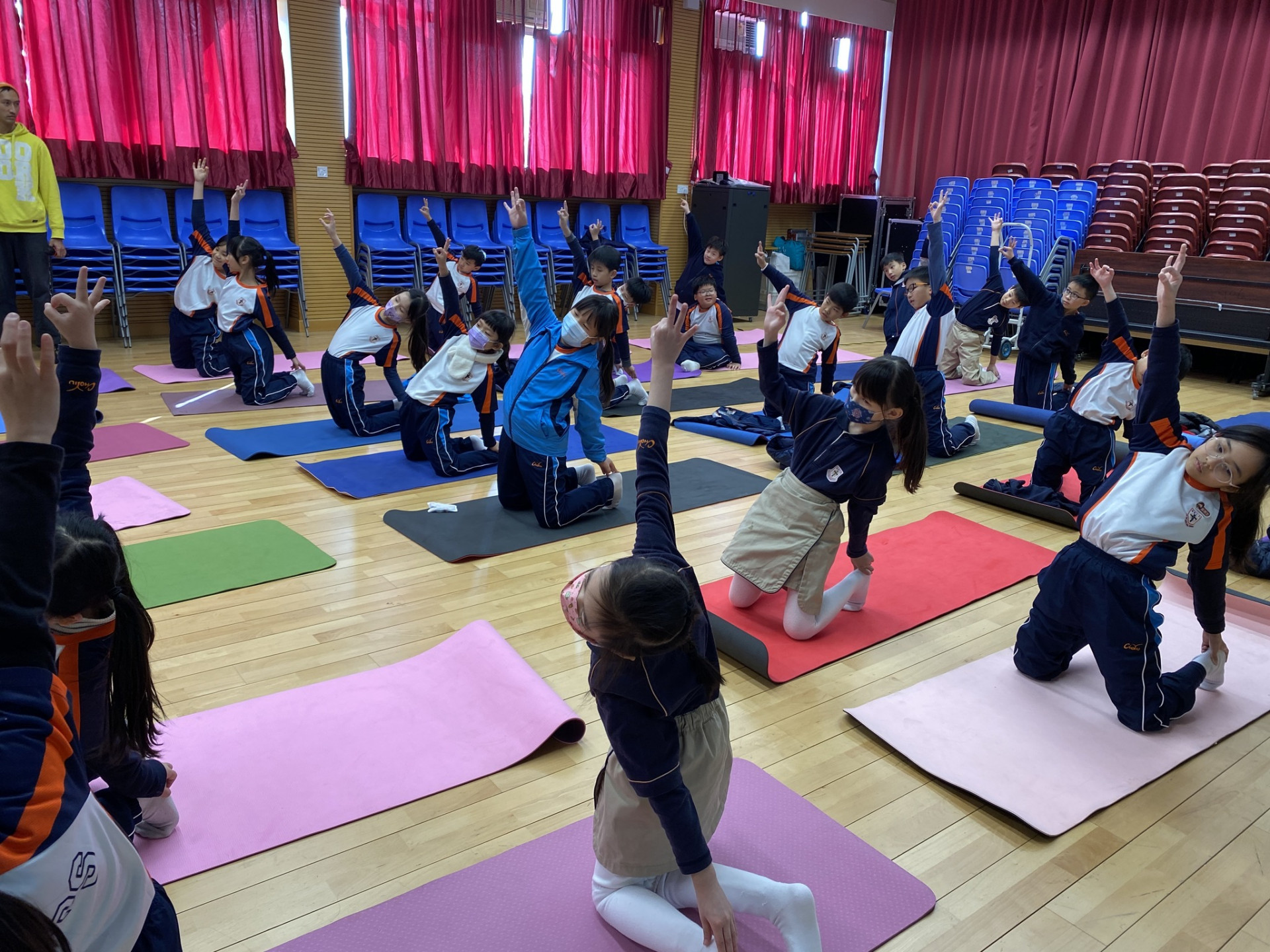 2023-24年度 - 動感校園——兒童瑜珈